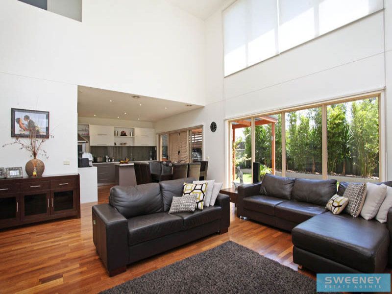 16 Dickerson Way, Caroline Springs - Thumbnail 6