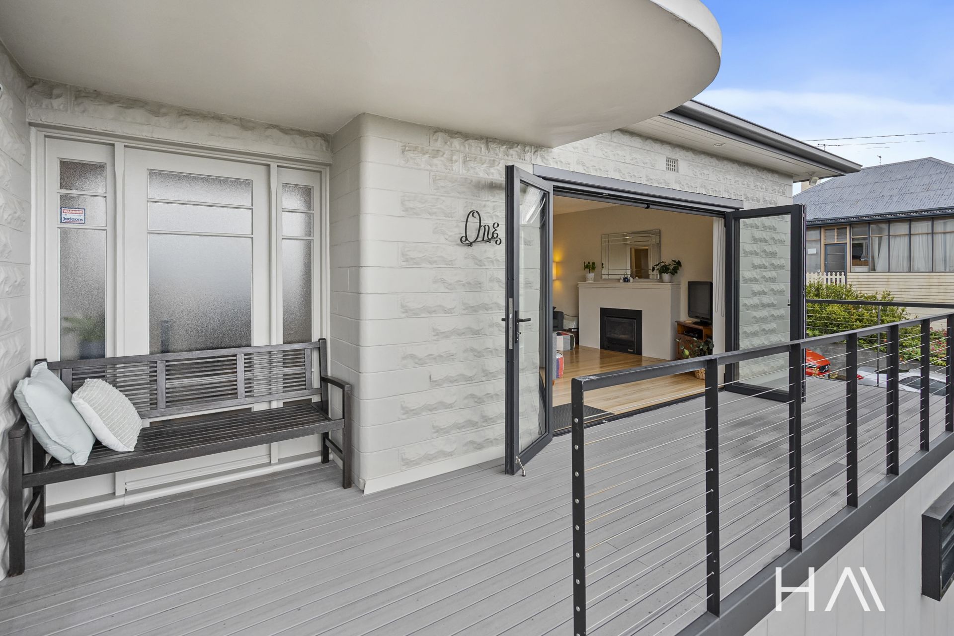 1 Minallo Avenue West Hobart, West Hobart - Thumbnail 3