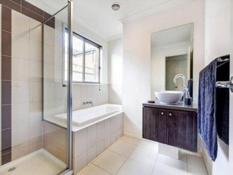 4 Yellowgum Street, Burnside Heights - Thumbnail 8