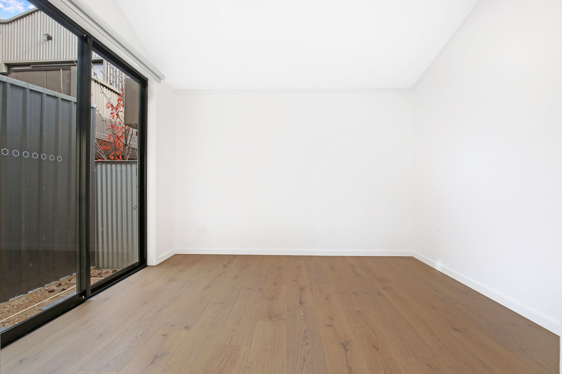 Live in Style: Modern Townhouses Designed for Comfort and Luxury