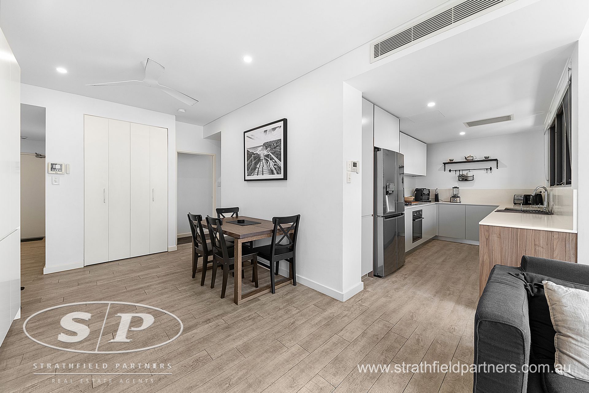 A302/40-42 Loftus Crescent Homebush NSW, Homebush - Thumbnail 4