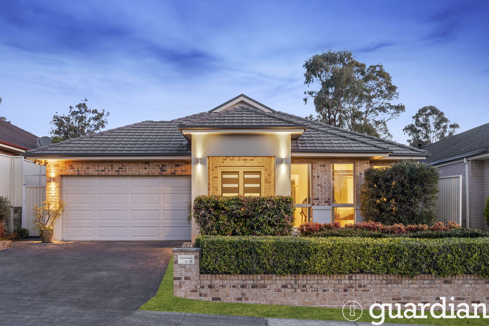 19 Honeyeater Crescent Beaumont Hills NSW, Beaumont Hills - Thumbnail 2