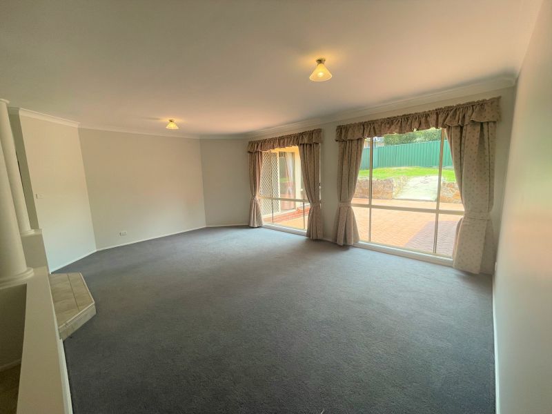 76 Roberts Parade, Hawkesbury Heights Chapman Real Estate