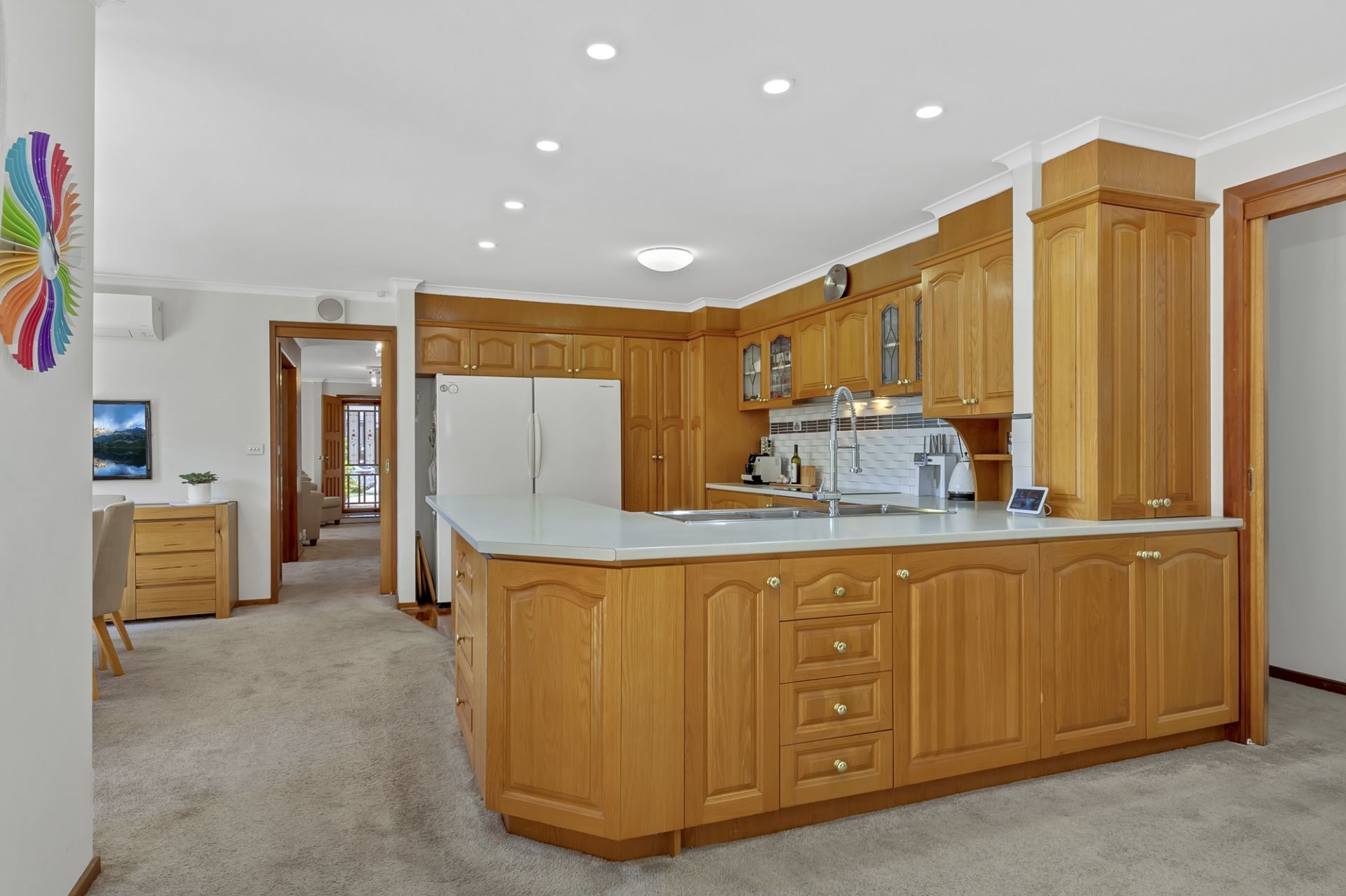 Effortless Living, Inspired Entertaining.        UNDER CONTRACT