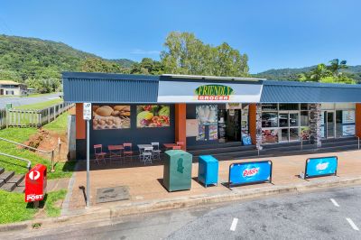 220 Toogood Road, Bayview Heights