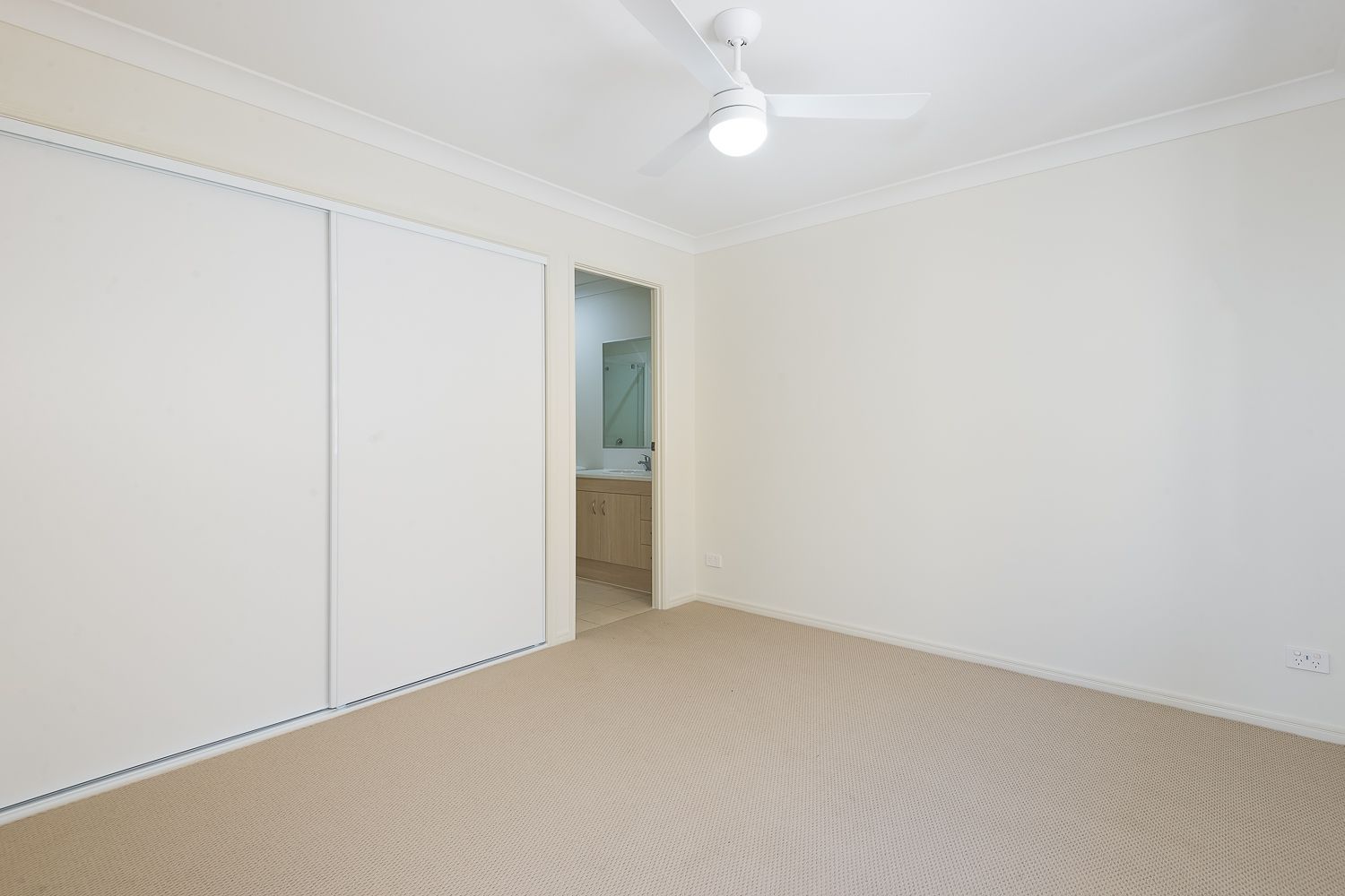 Real Estate For Lease 2/355 Waller Road Park Ridge , QLD
