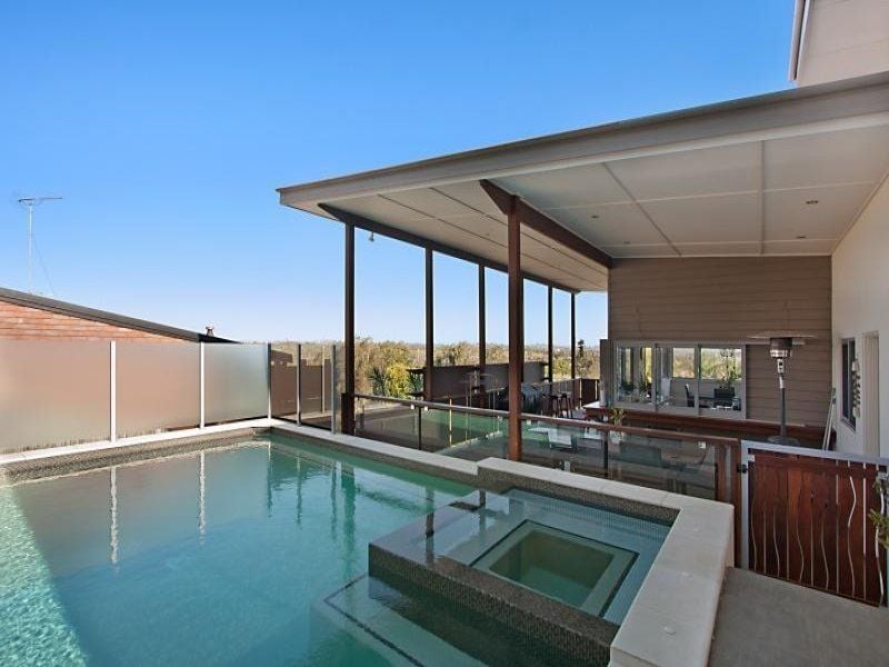 7 Mariners Crescent BANORA POINT NSW, Banora Point - Thumbnail 2