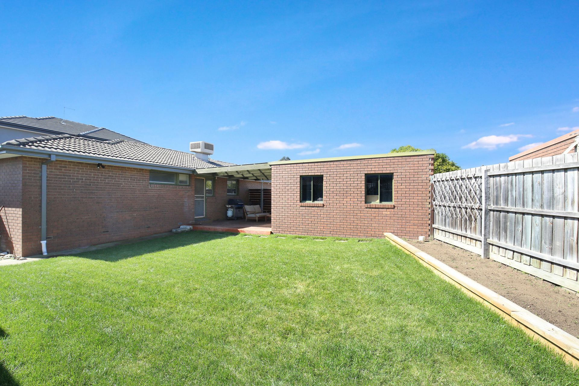 MODERN LIVING IN PRIME LOCATION