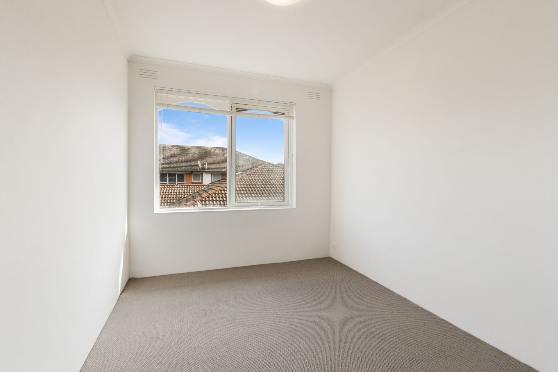 Affordable Two Bedroom Unit in Prize Location