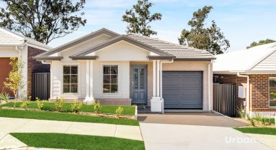 Oakville, 14 Alvine Place