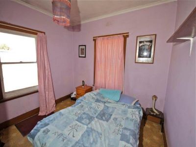3
 
 
 
  
 
 
 1
 
 
 
  
 
 
 1
 
 
 
 
 
 
 
 25 Madden Crescent, DEVONPORT TAS 7310, Devonport - Thumbnail 7