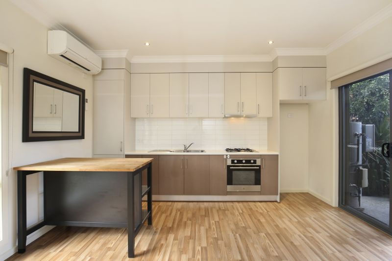 1/177 Purinuan Road, Reservoir