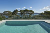 A new contemporary residence with spectacular views