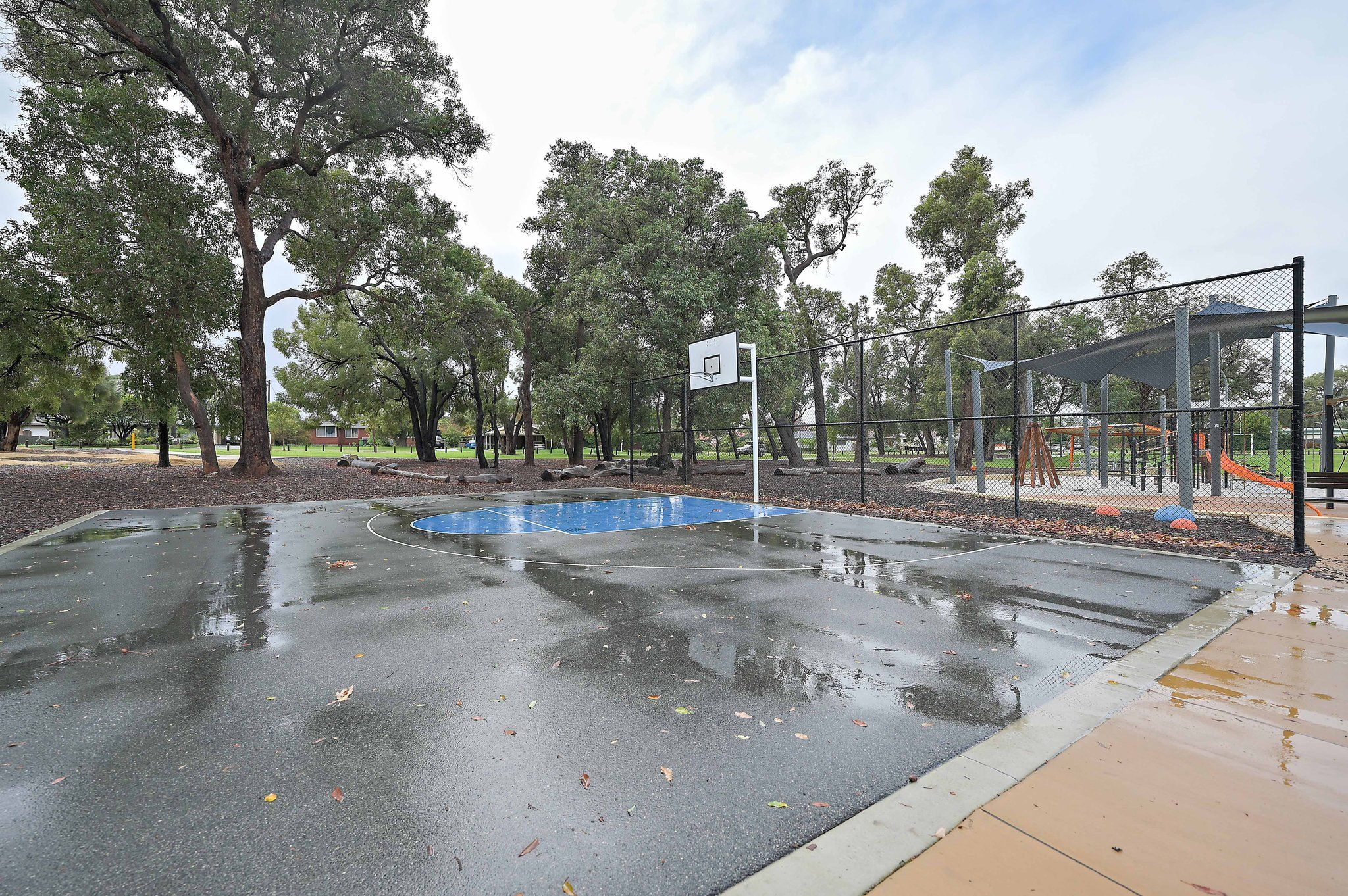 Real Estate For Sale 12 Chelsfield Street Gosnells , WA