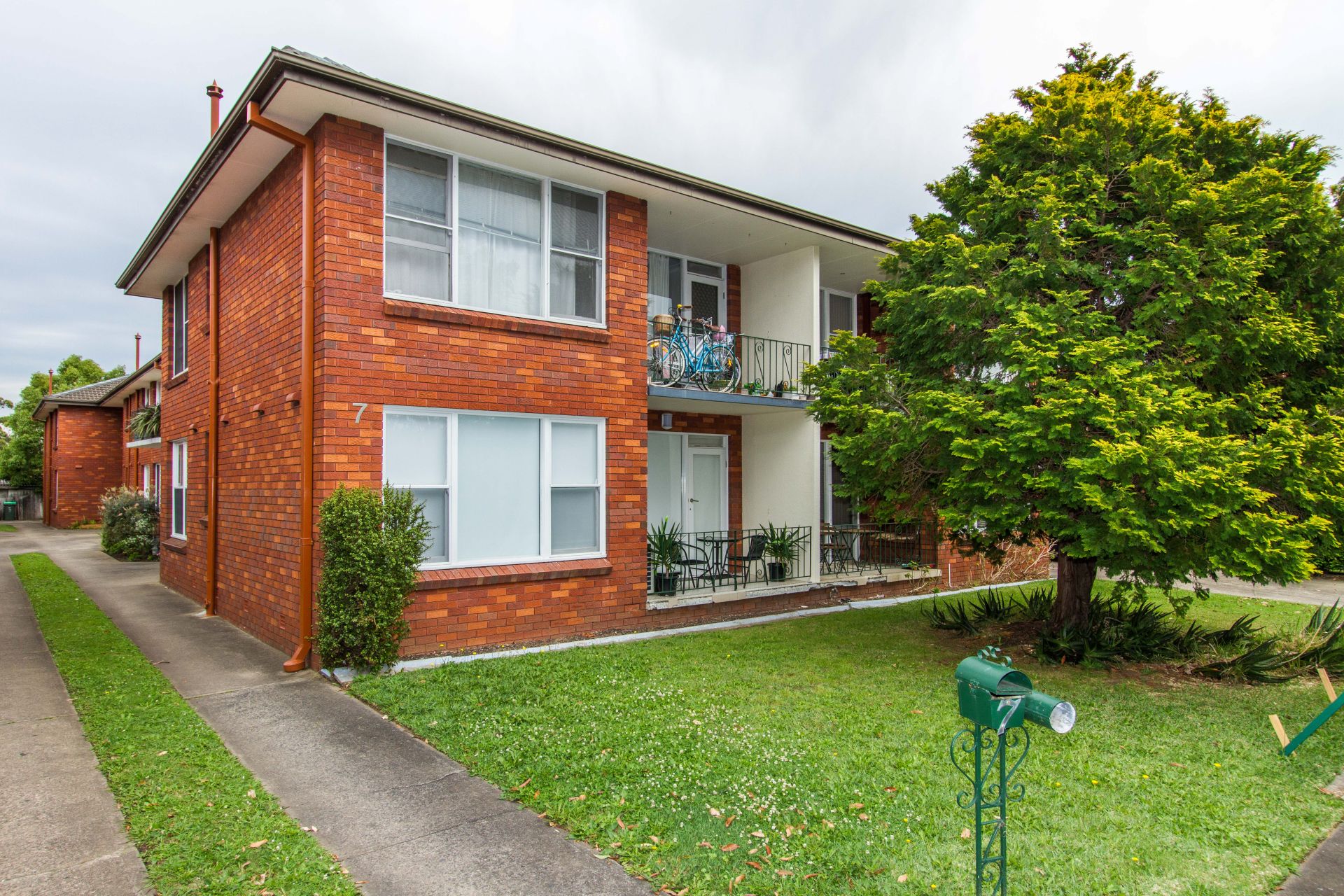 Real Estate For Lease 2/7 Campbell Avenue Lilyfield , NSW