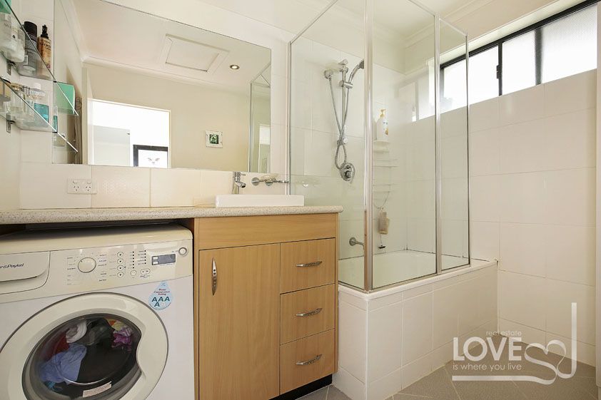 Spacious, stylish contemporary living