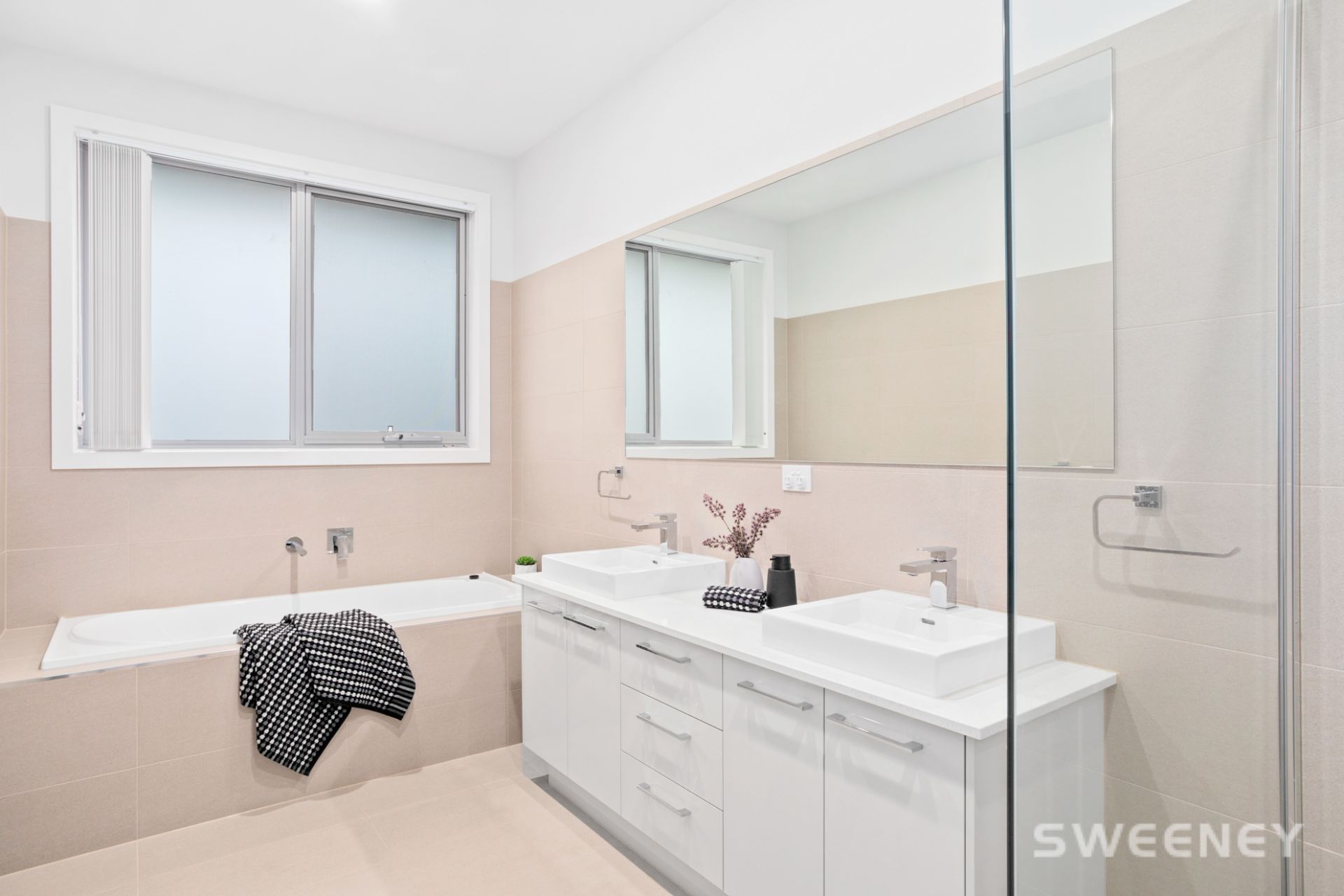 17A Amaranth Avenue, Altona North - Thumbnail 6