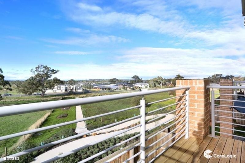 1 Eaglehawk Drive Mernda, Mernda - Thumbnail 2