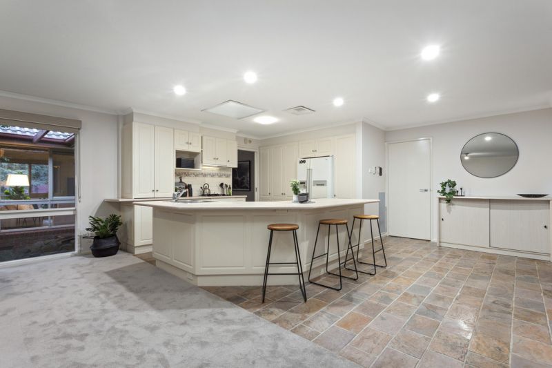 8 Browning Drive, Templestowe - Thumbnail 5