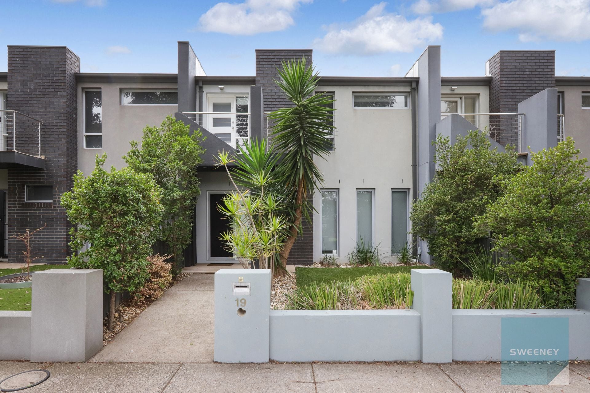 19 Parkes Way, Burnside Heights - Thumbnail 2