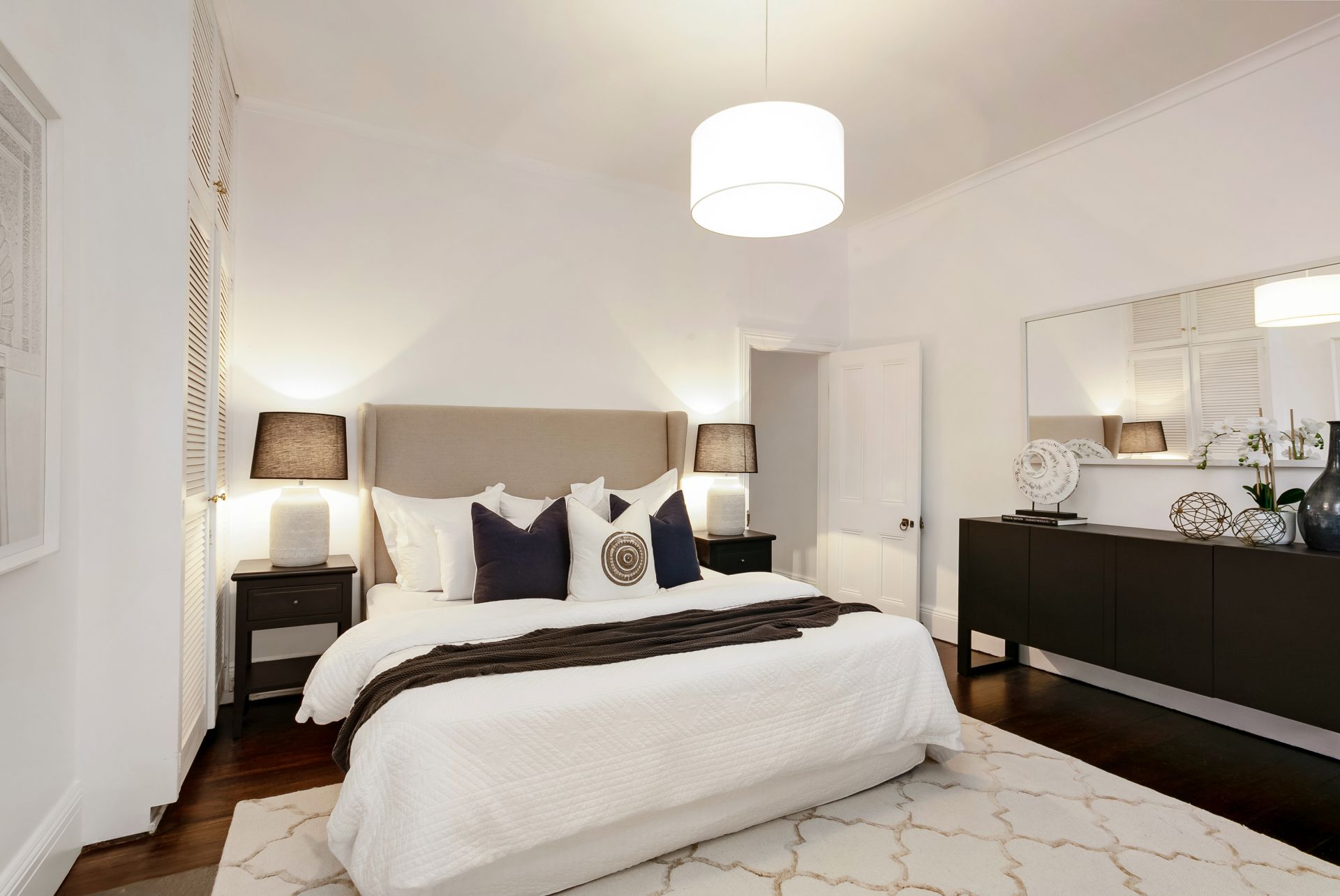 Real Estate For Sale 14 Waiwera Street Lavender Bay , NSW