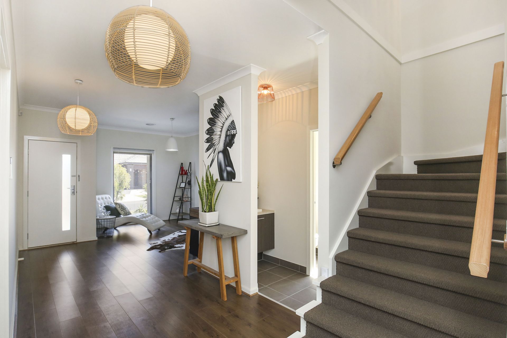 LUXURY LIVING  *Insp Wed 24th Apr @ 5:00pm*