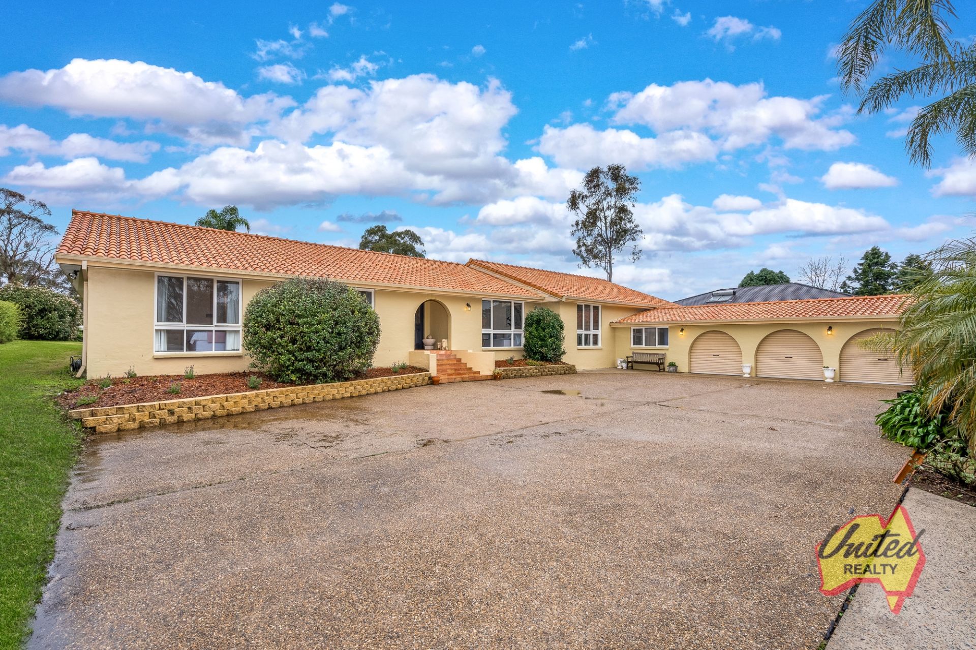 78 Ellis Lane, Ellis Lane United Realty