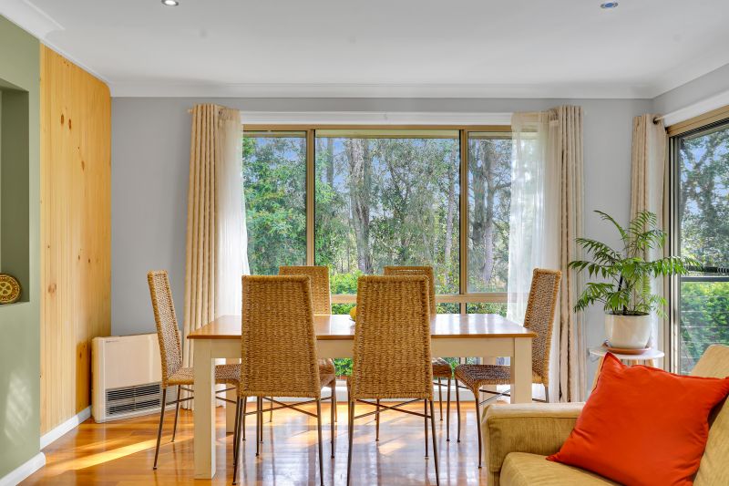 Real Estate For Lease 1/42 Hughes Crescent Kiama Downs , NSW