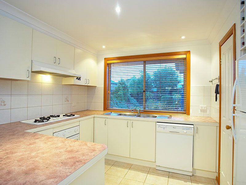 8 Davis Court, Altona Meadows - Thumbnail 7