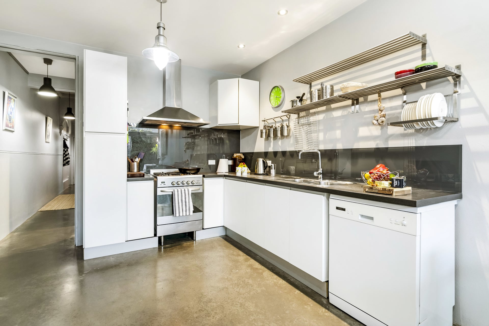 16 George Street, SYDENHAM, Sydenham - Thumbnail 5