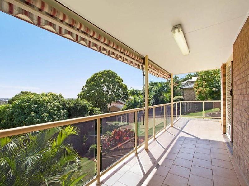 29 Cominan Avenue, BANORA POINT, Banora Point - Thumbnail 2