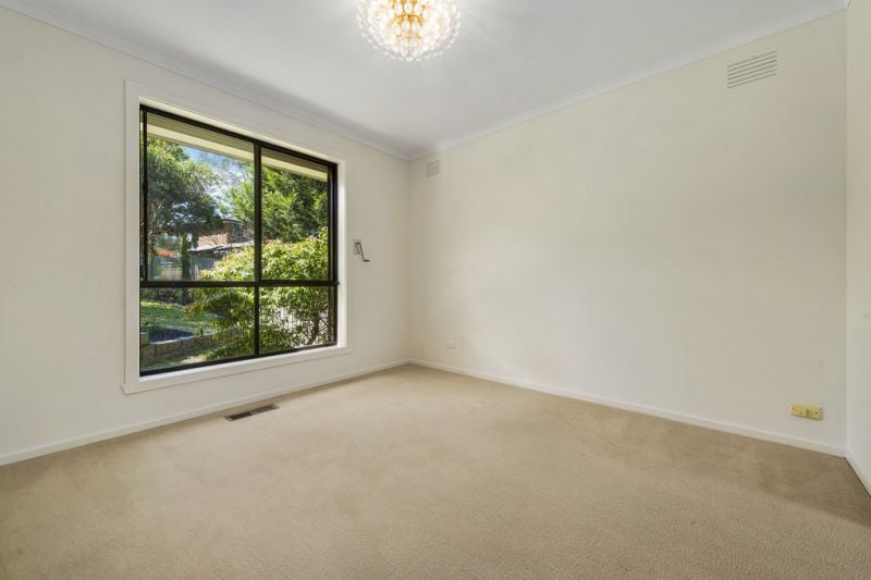 19 Montreal Drive, Doncaster East - Thumbnail 4