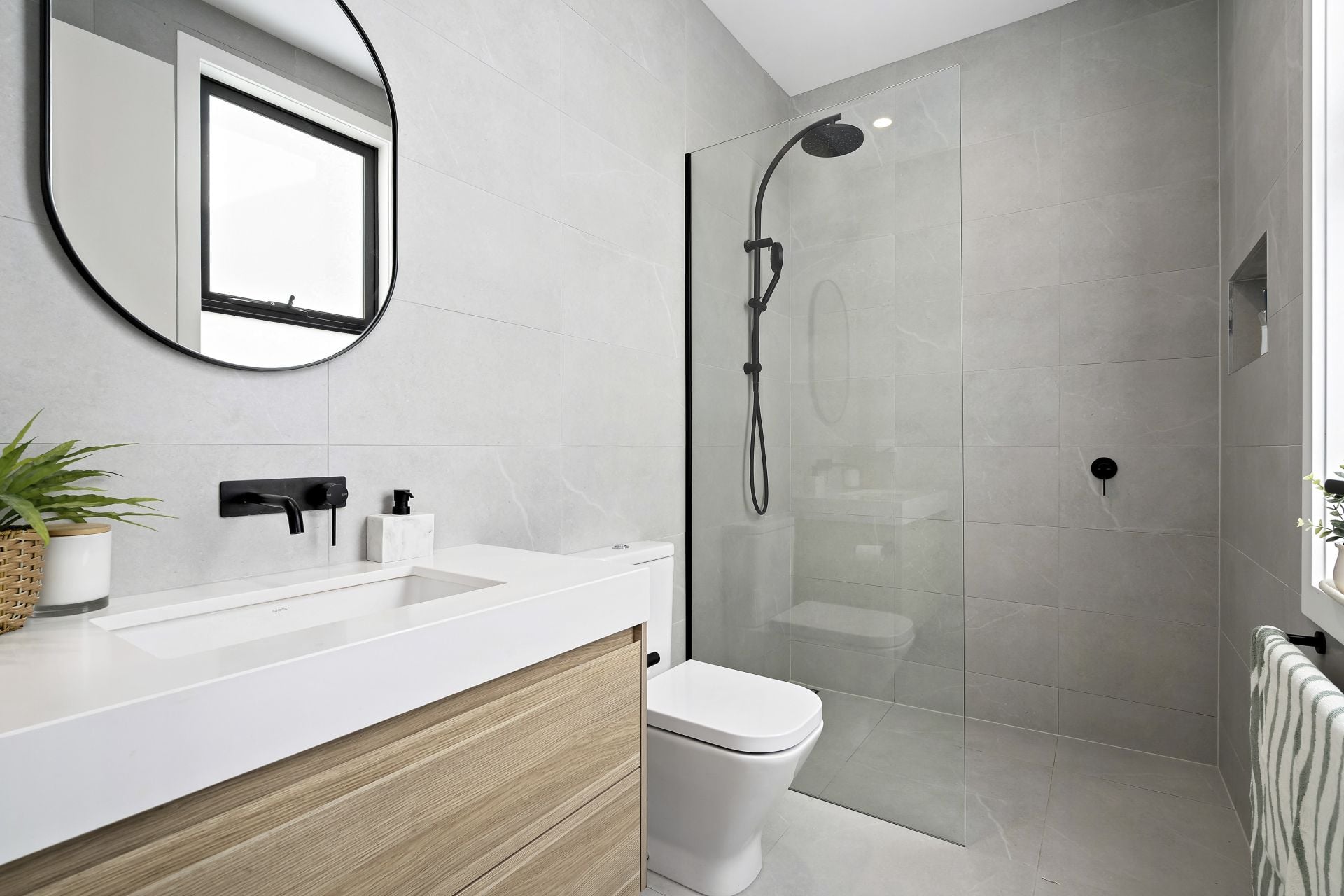 Beautifully Presented Two-Bedroom Townhouse