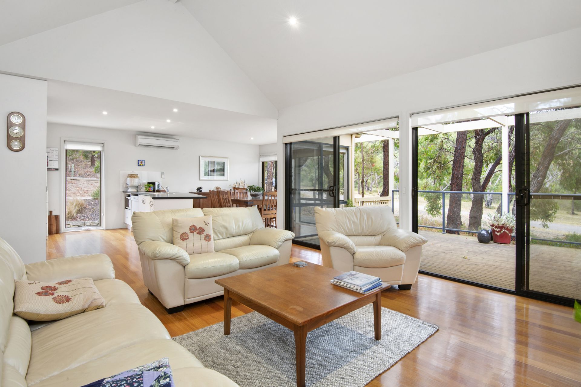 33 Forest  Drive, Fairhaven - Thumbnail 3