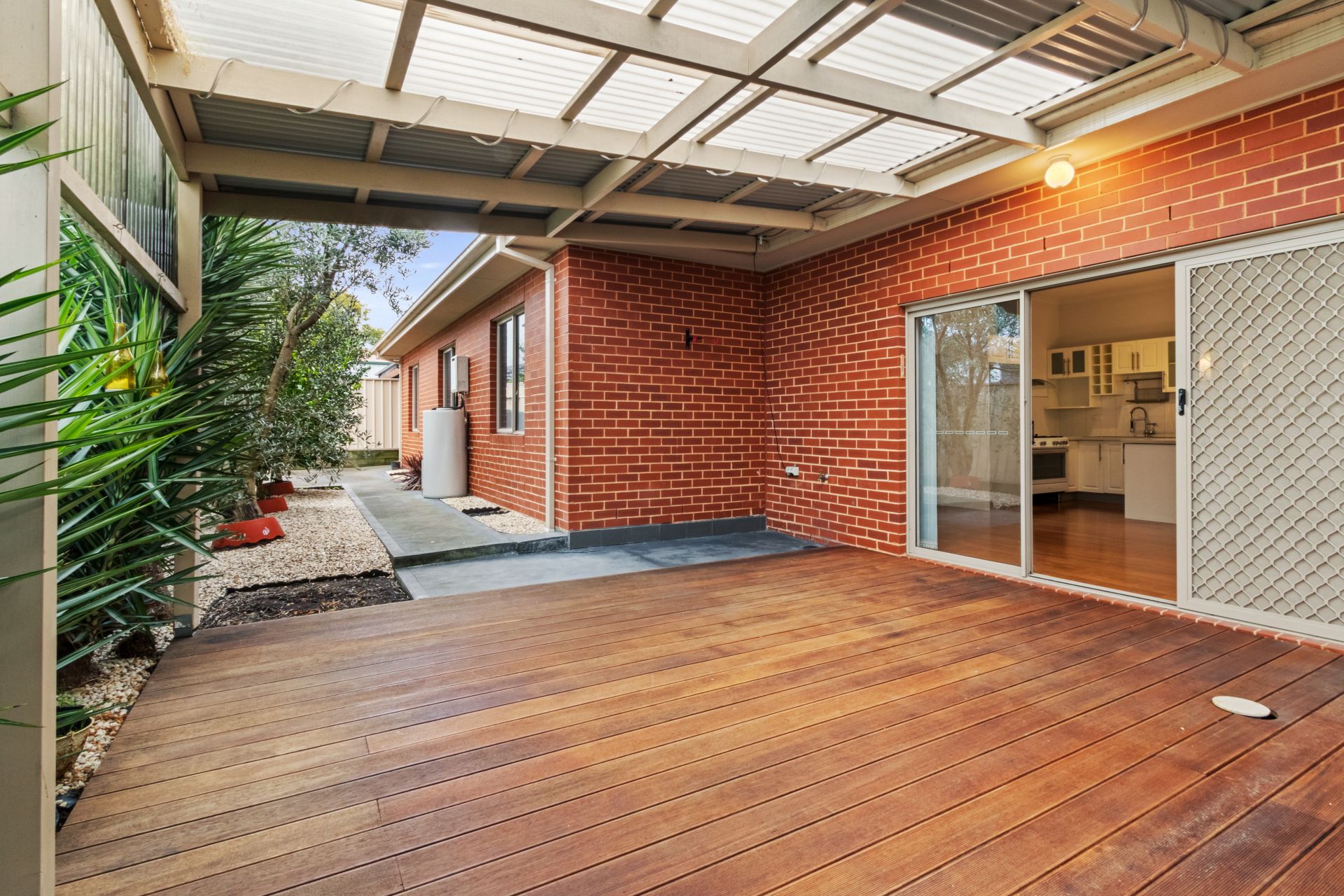 Outstanding Unit in Central Locale
