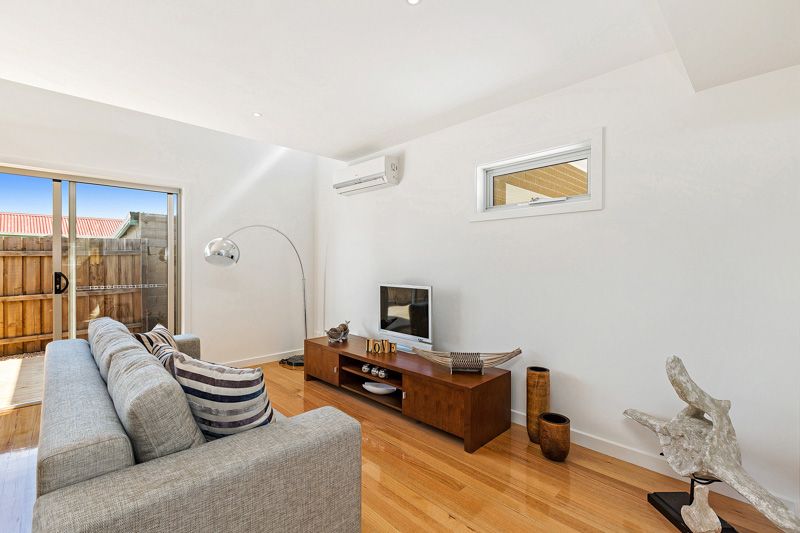 2/25 Cathcart Street, Maidstone - Thumbnail 4