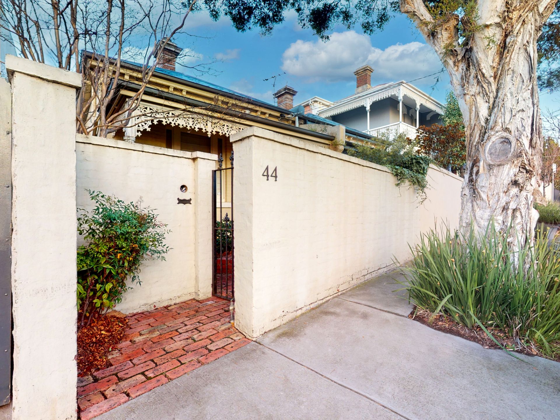44 Hawksburn Road, South Yarra - Thumbnail 2