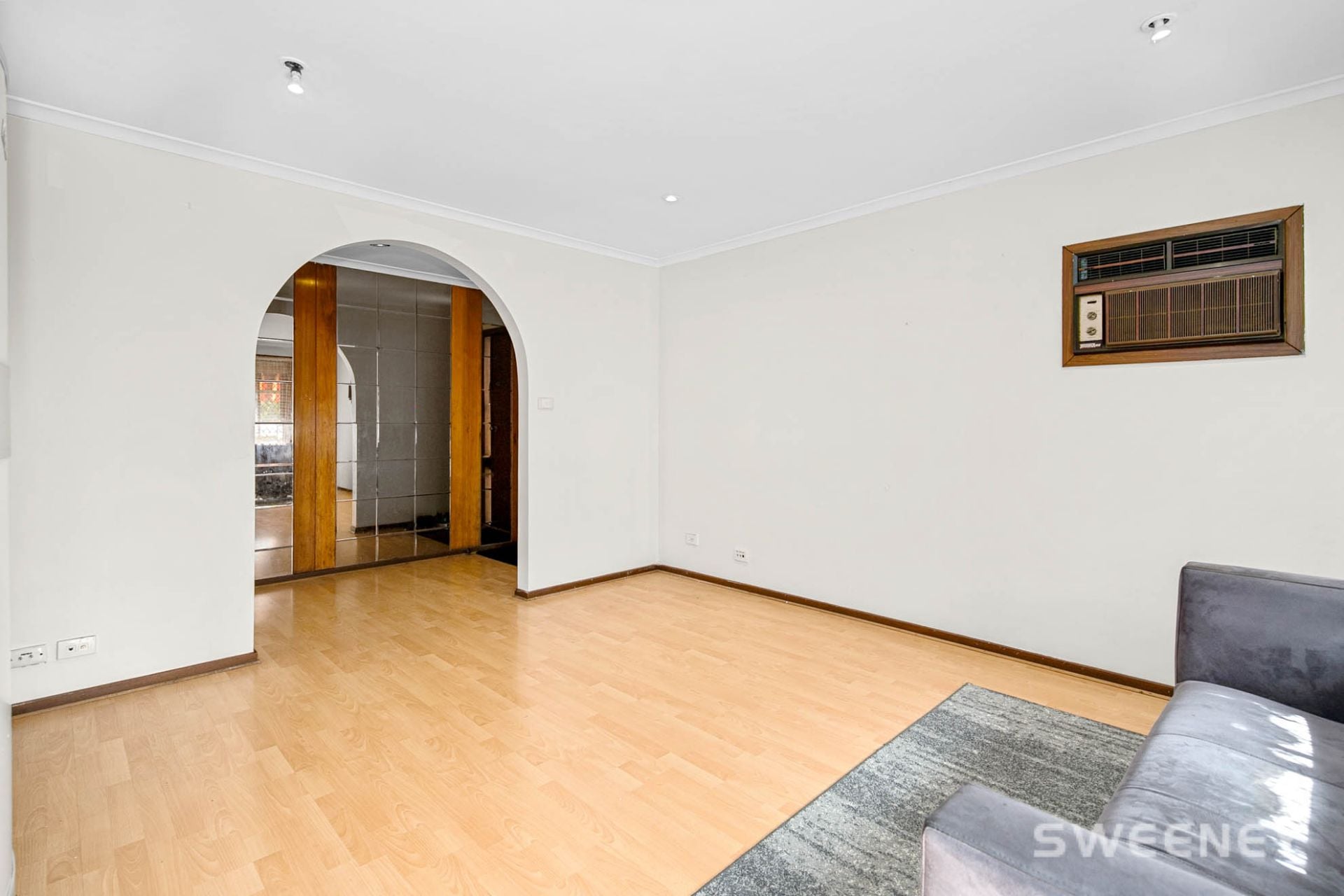 51 Donald Street South, Altona Meadows - Thumbnail 5