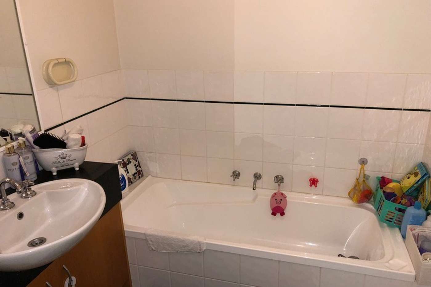 **Low Maintenance Living in a Fantastic Location**