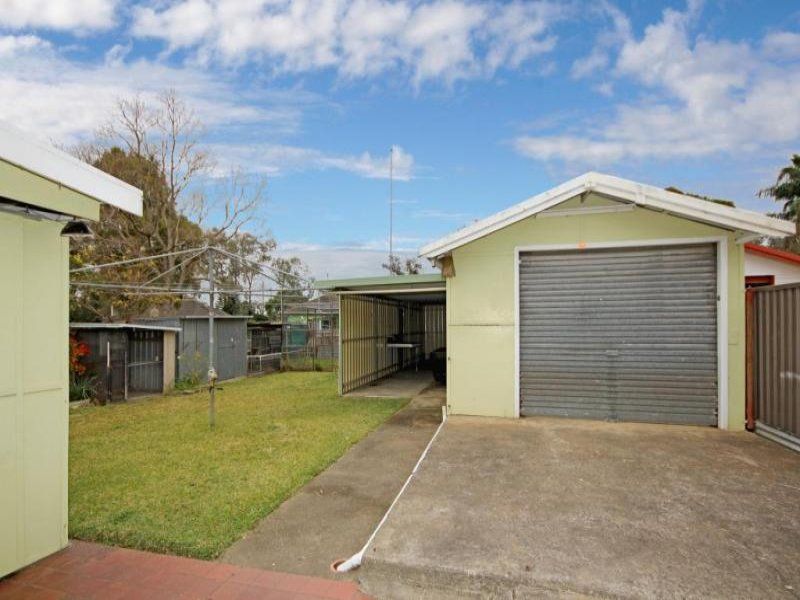 10 Fairfield Avenue, Windsor - Thumbnail 7