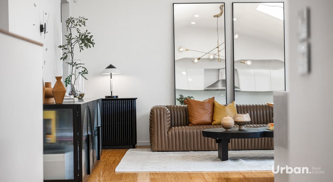 Colebee 6 Majors Avenue