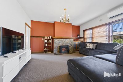 7
 
 
 
  
 
 
 3
 
 
 
  
 
 
 2
 
 
 
 
 
 
 
 35 Parker Street, Devonport TAS 7310, Devonport - Thumbnail 6
