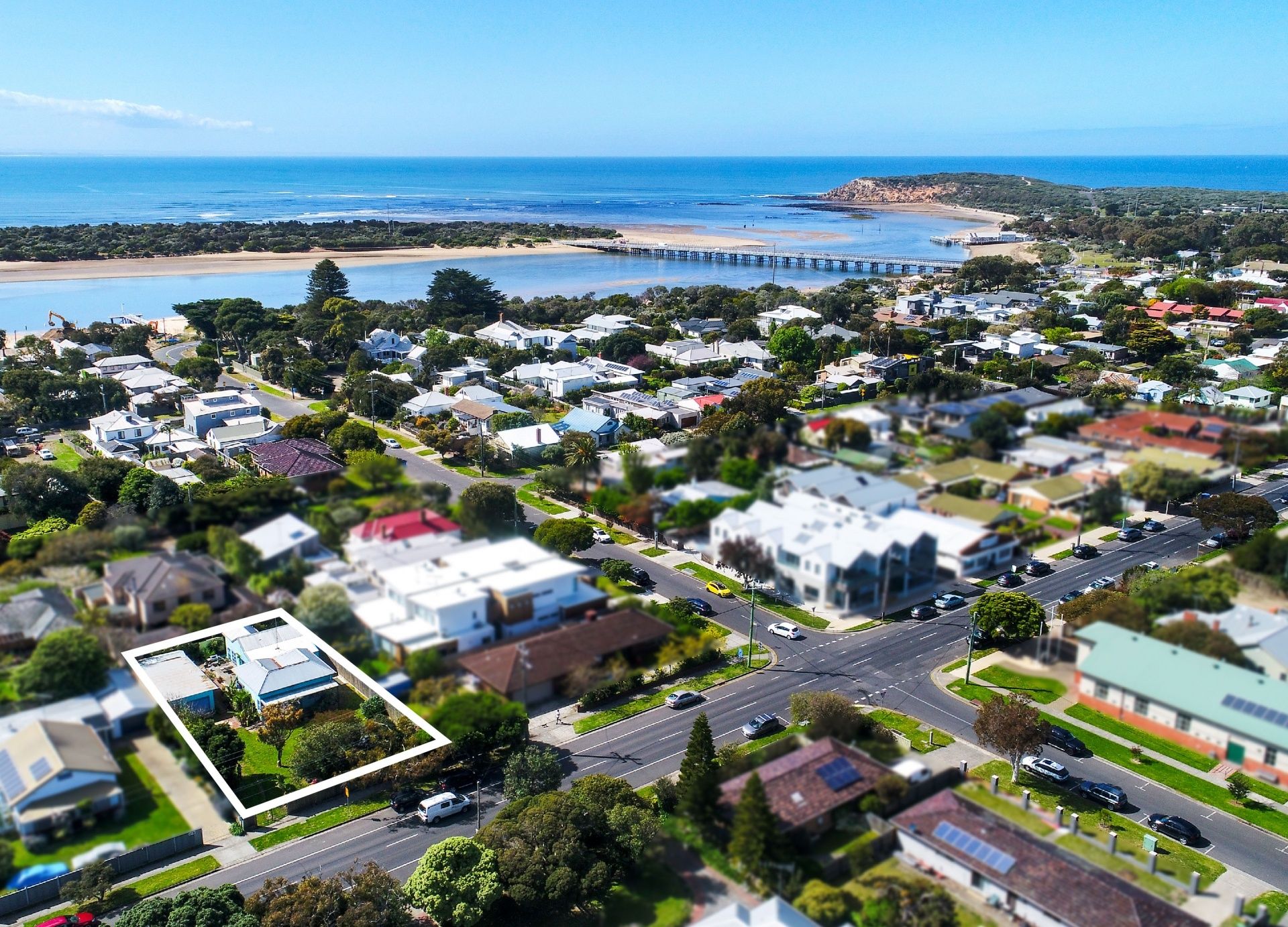 88 Hitchcock Avenue Barwon Heads VIC, Barwon Heads - Thumbnail 2