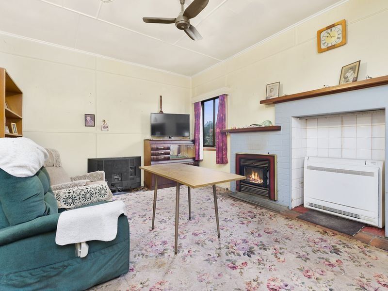 23 McLachlan Street, Apollo Bay, VIC, Apollo Bay - Thumbnail 3