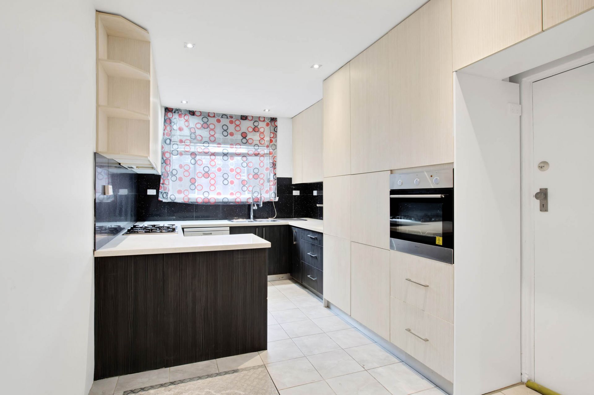 1/55 Hotham Street, St Kilda East - Thumbnail 3