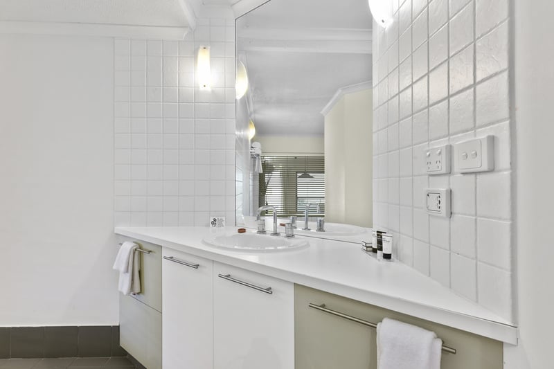 A104/148-174 Mountjoy Parade, Lorne, VIC, Lorne - Thumbnail 5