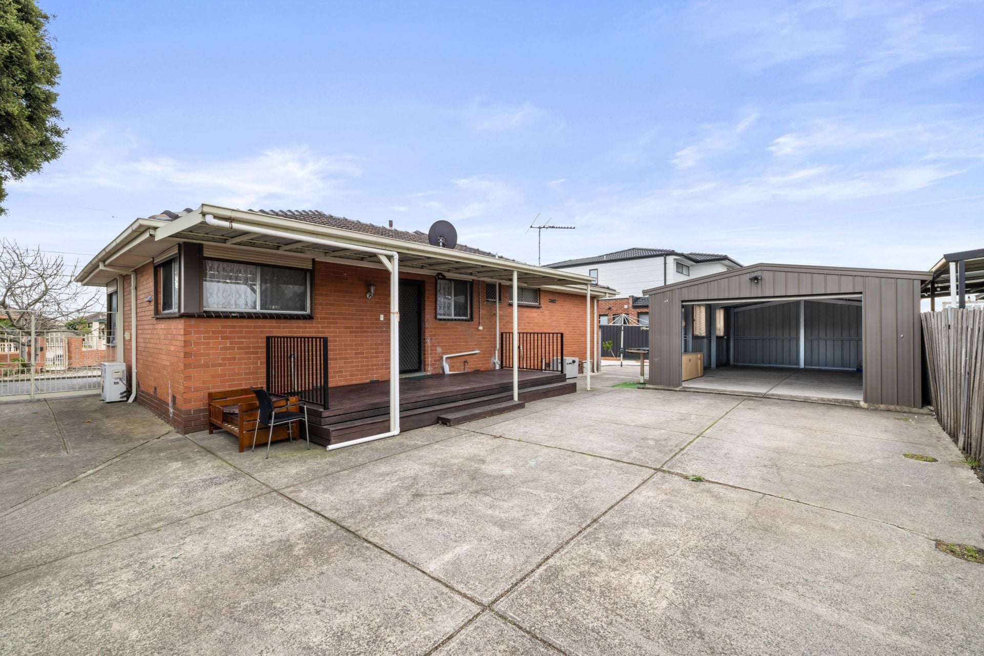 Comfortable Living with Ample Space