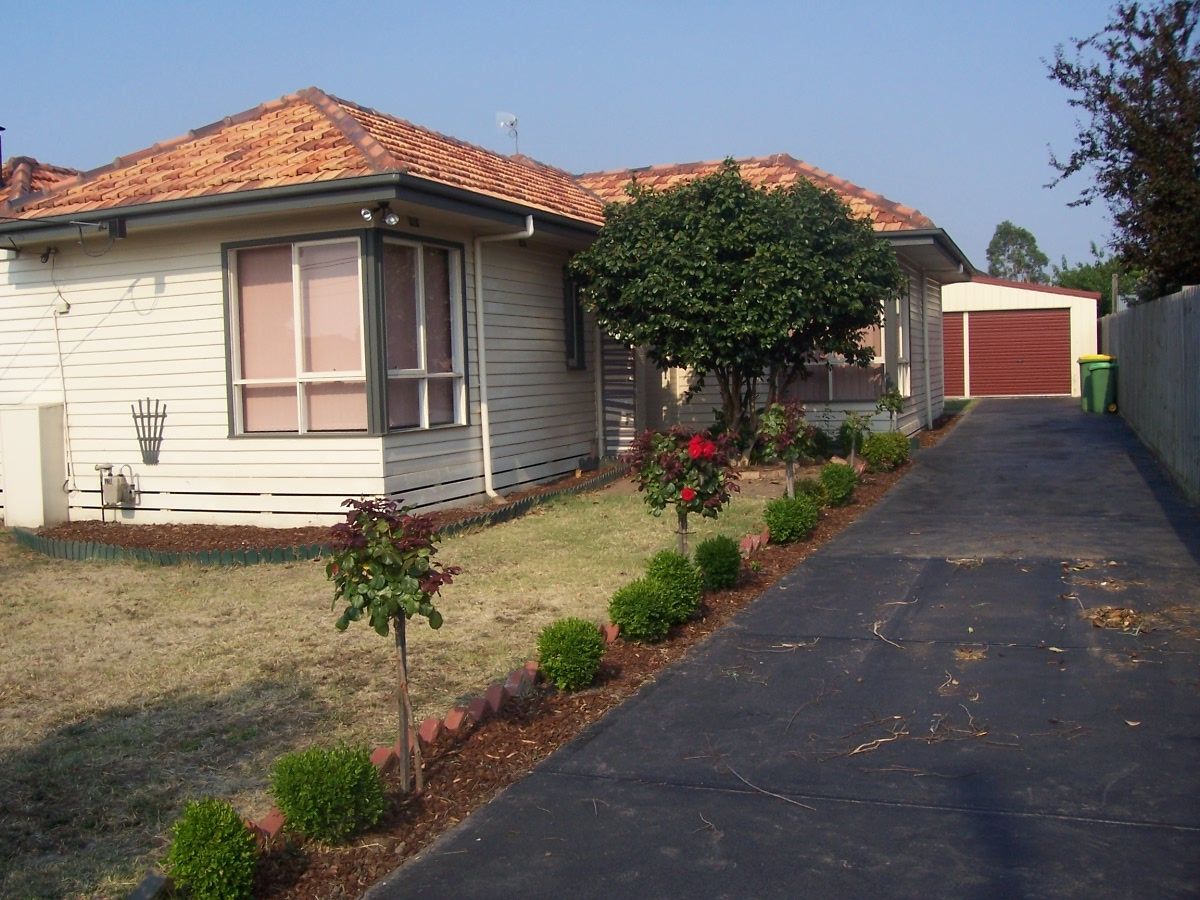 INITIAL 6 MONTH LEASE AND $700 BOND ONLY - A must see!!!