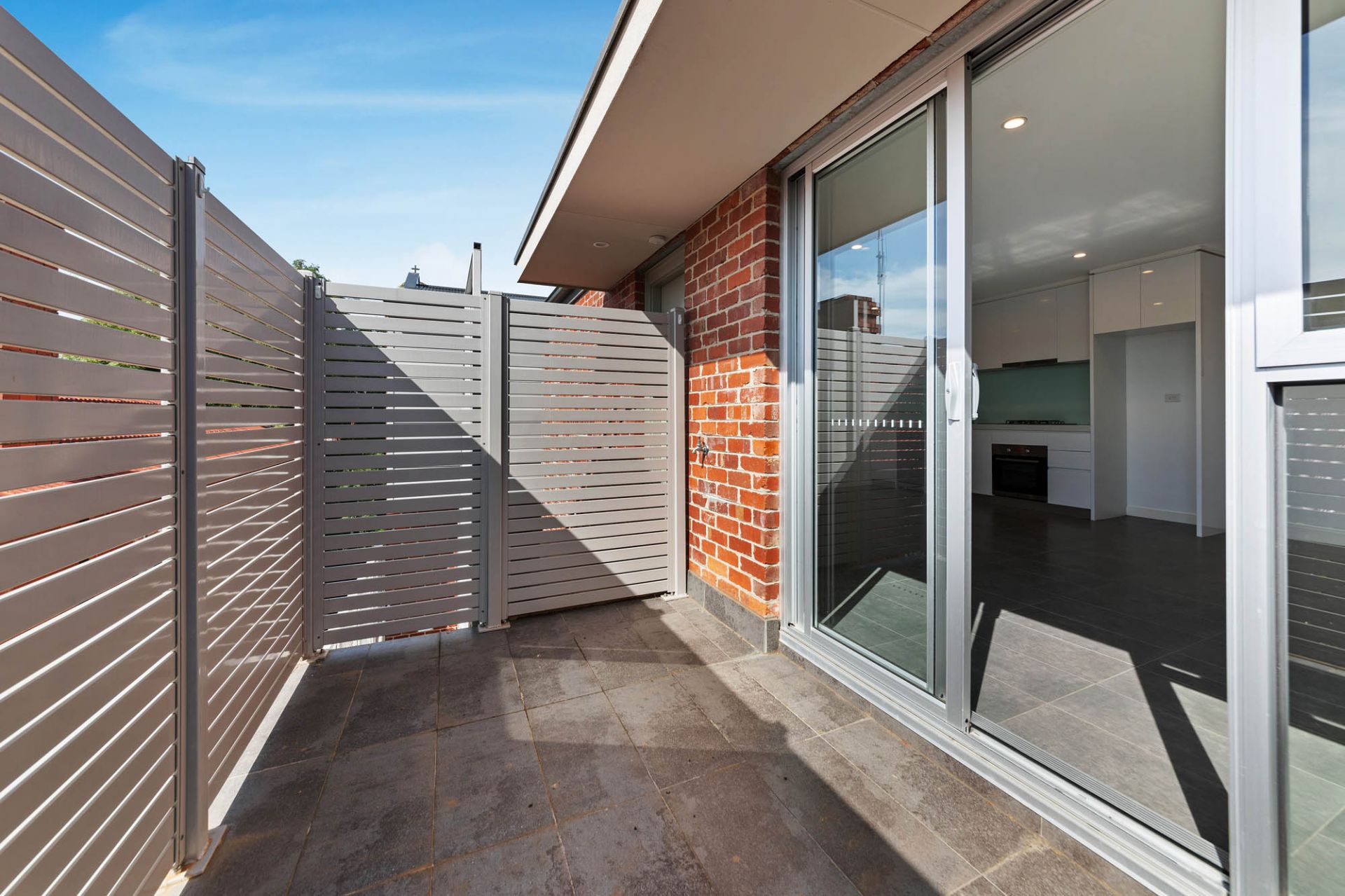 201/356 Carlisle Street, St Kilda East - Thumbnail 2