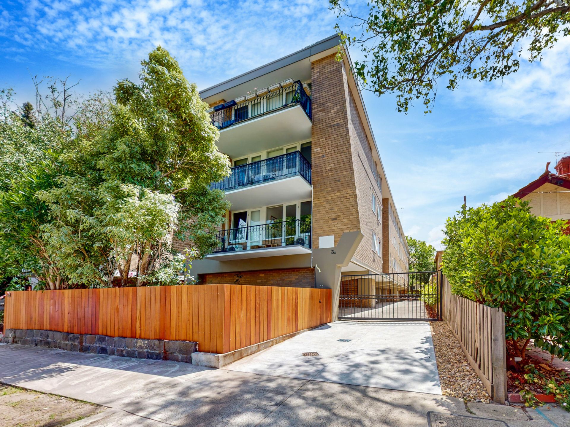 3/3A Hughenden Road, St Kilda East - Thumbnail 2